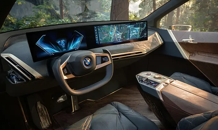 Cockpit BMW X2 avec écrans incurvés, sellerie Veganza et éclairage d’ambiance