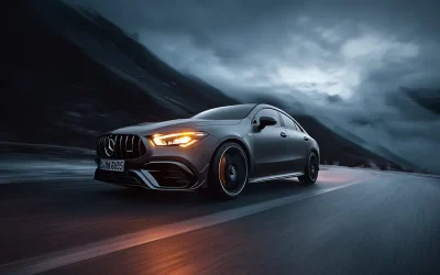 Mercedes CLA 45 AMG vs BMW : Sportive compacte comparée